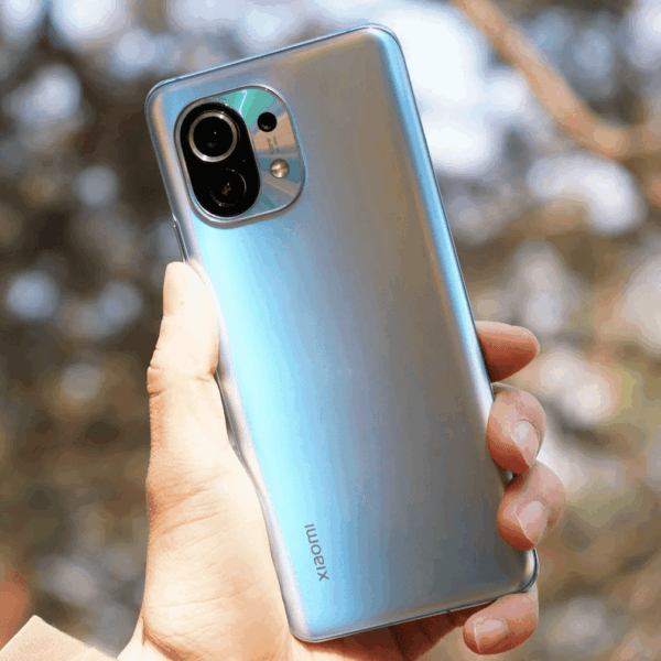 xiaomi mi 11 vs mi 10 pro velocita download upload large large large