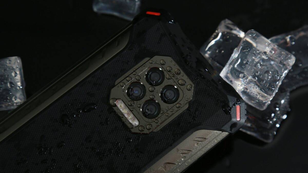 Водонепроницаемый смартфон Doogee передняя камера и защита