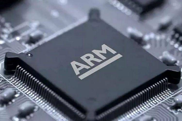 Google, Qualcomm и Microsoft выступают против приобретения Nvidia компании ARM 2 Микросхема ARM на электронной плате с контактами