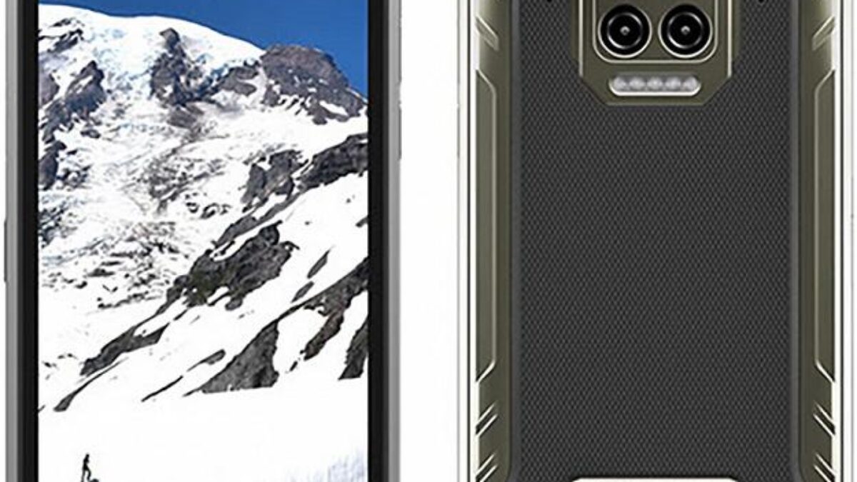 Мобильный телефон Doogee с защитным корпусом и четырьмя камерами сзади