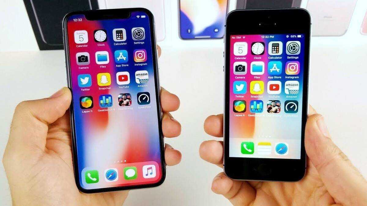 Пользователи iOS любят iPhone SE и iPhone 6s больше, чем современные смартфоны Apple 4 Два iPhone с домашним экраном и приложениями