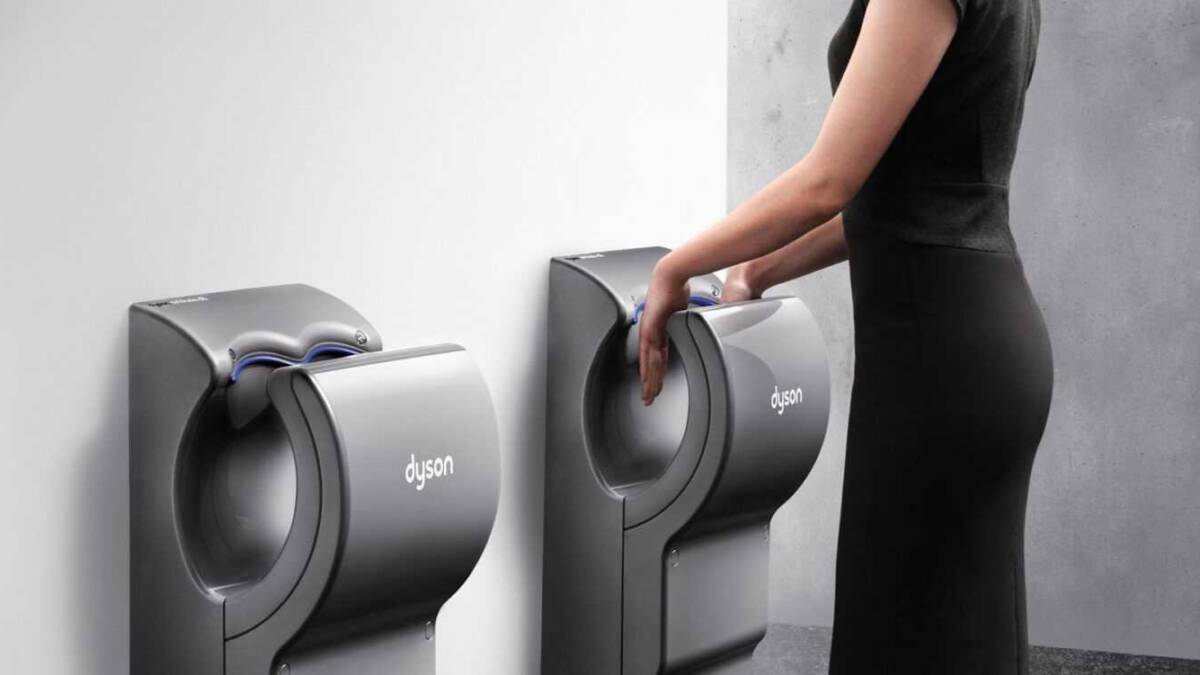 Dyson подтвердил, что сушилки Dyson Airblade делают офис безопаснее 5 Душка Dyson Airblade сушилка для рук на стене