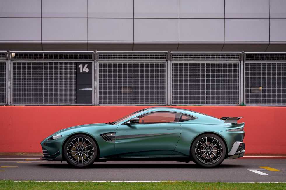 Aston Martin Vantage F1 Edition — это больше, чем просто внешний вид 10 aston martin vantage f1 edition 004