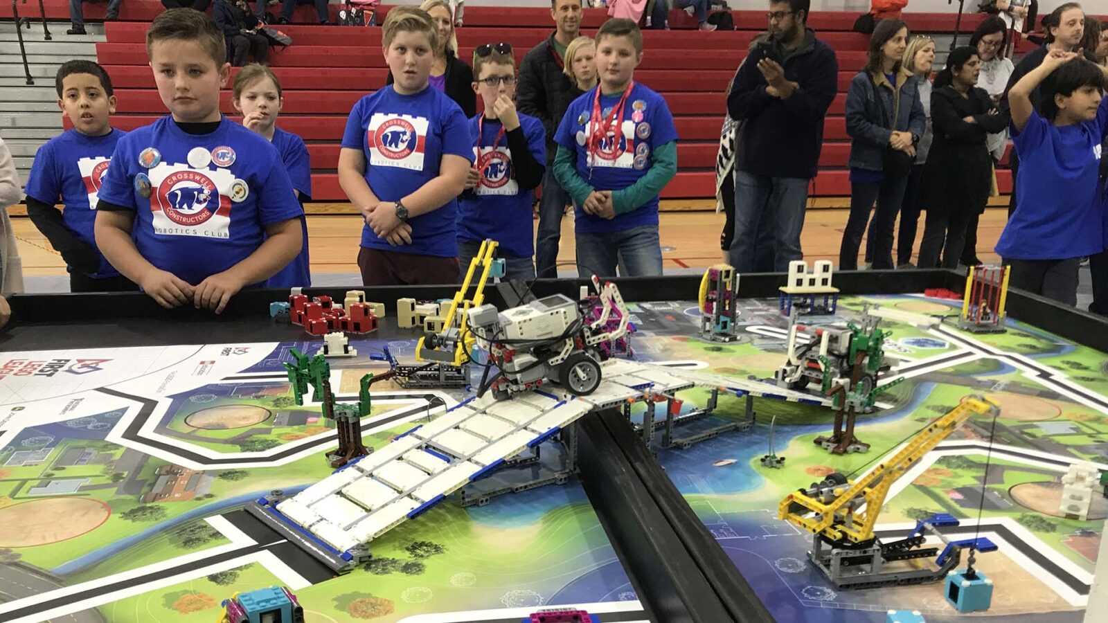 В Москве пройдут соревнования по робототехнике для школьников 3 first lego league robot lego tournament 1 138