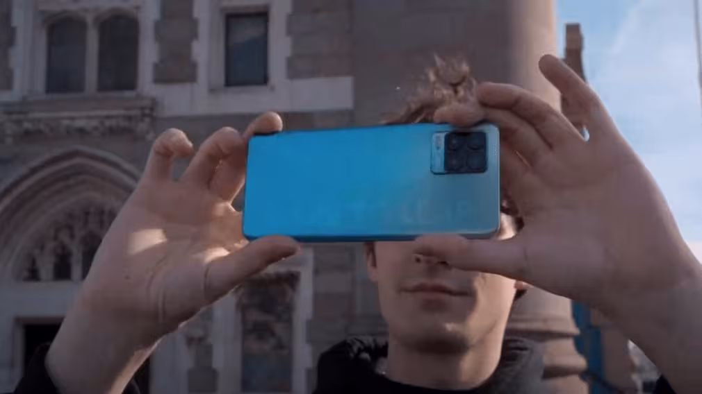 Realme представила смартфон Realme 8 3 g