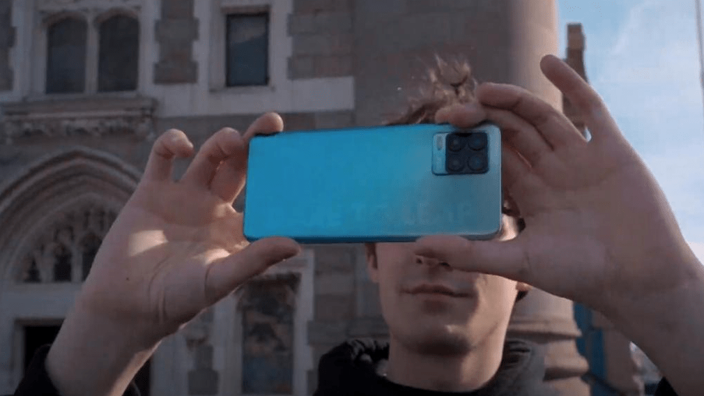 Realme представила смартфон Realme 8 3 g