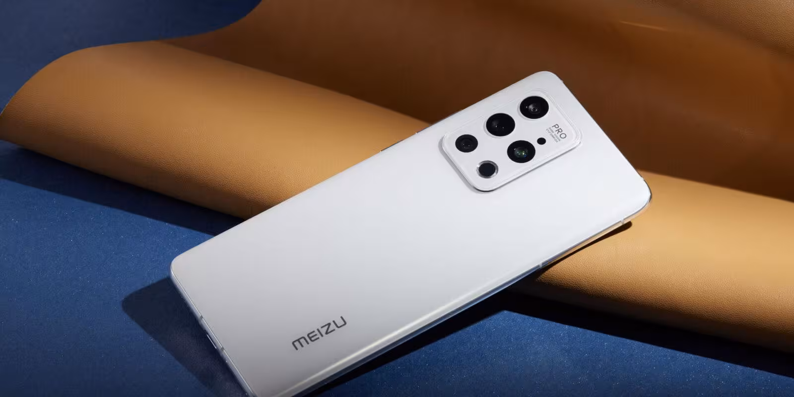 raspakovka i zhivye foto meizu 18 i meizu 18 pro 37 e1614772685403