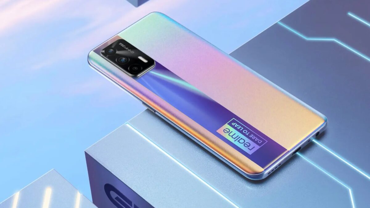 Задняя панель смартфона Realme GT Neo: дизайн и камера
