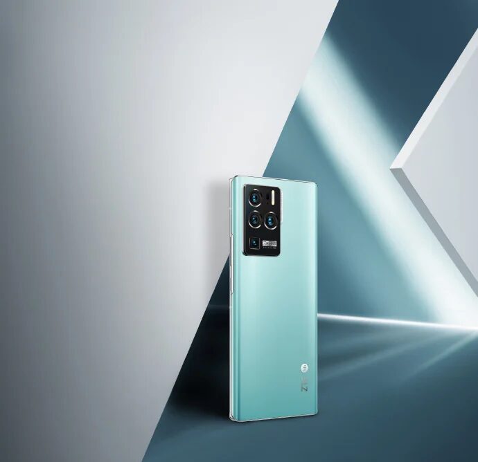 axon 30 ultra blue