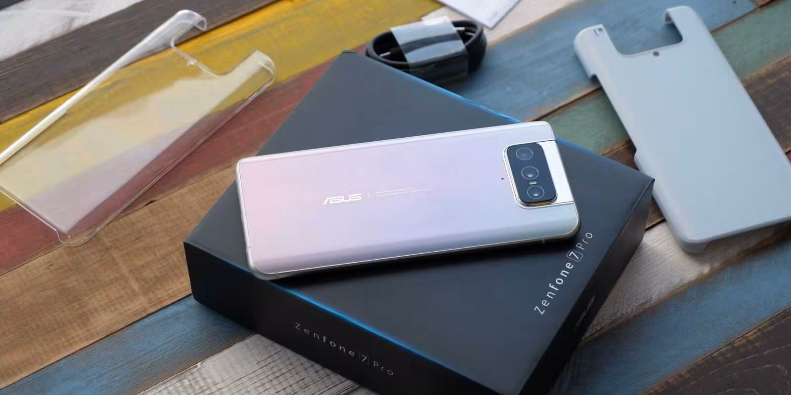 Asus ZenFone 8 Mini будет работать на Snapdragon 888 2 obzor asus zenfone 7 pro unikalnaa kamera stala esche unikalnee picture16 0 large