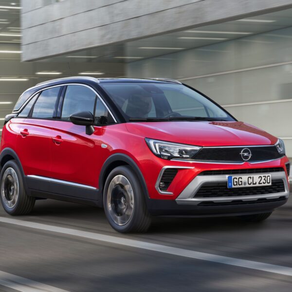 opel crossland 2