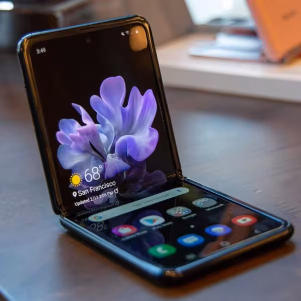 Samsung Galaxy Z Flip3