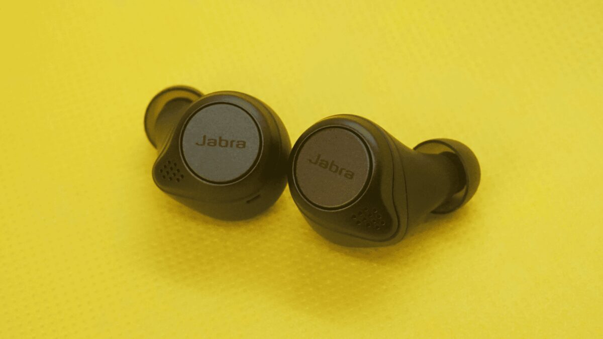 Черные беспроводные наушники Jabra Elite Active 75t