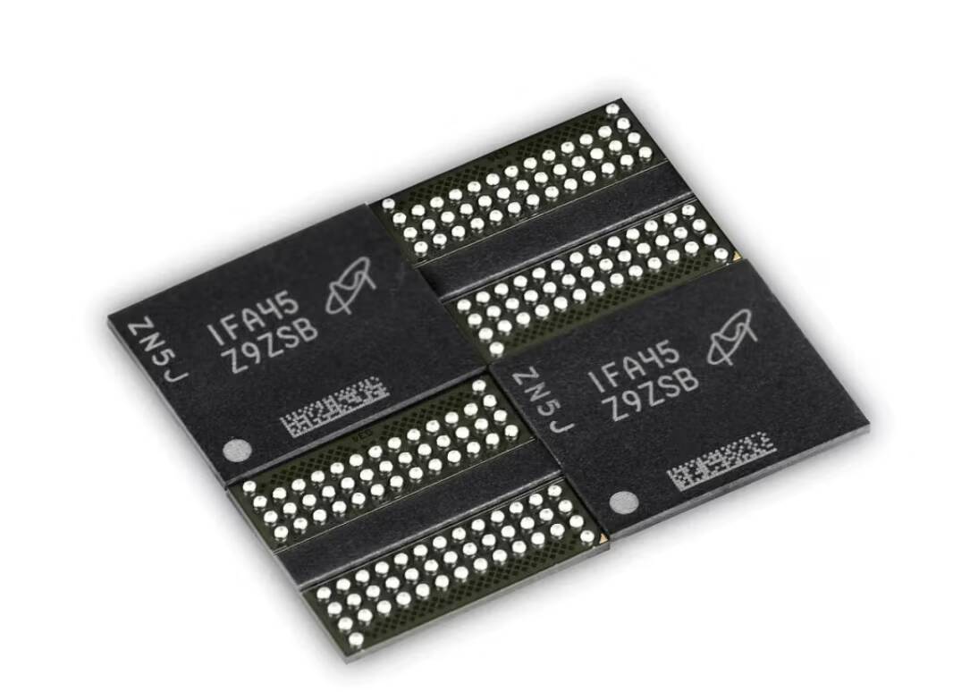 Микросхема с маркировкой IFA45 Z92SB на плате