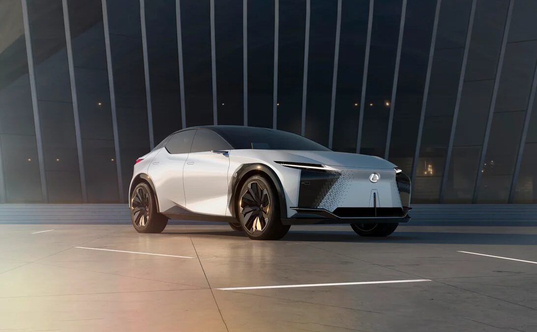 Серийный автомобиль Lexus LF-Z появится через 14 месяцев 6 2021 lexus lfz 0004