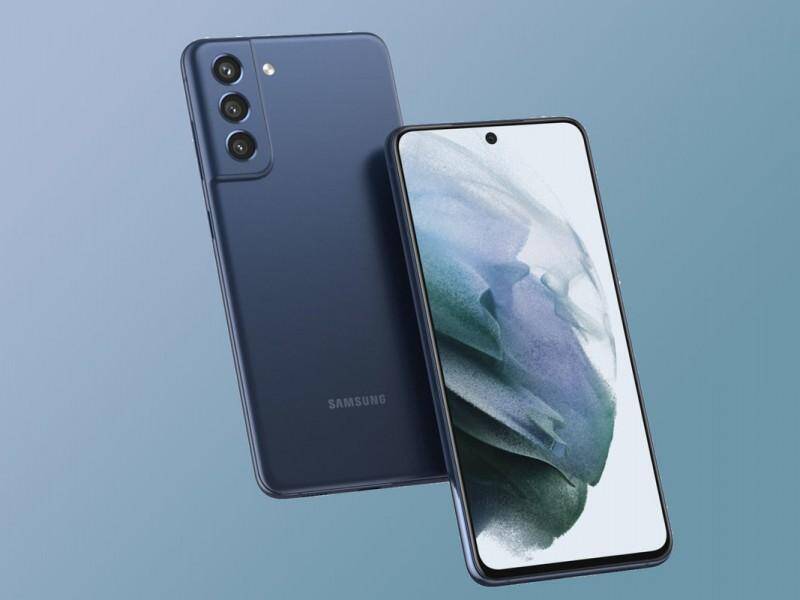 Смартфон Samsung Galaxy S21 FE с тройной камерой и дисплеем с каплевидным вырезом