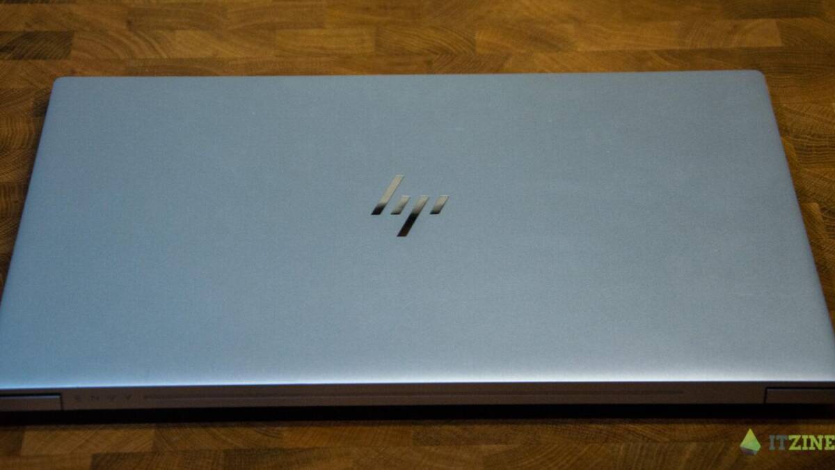 Обзор ноутбука HP Envy 15: мощь для создателей графического контента 33 Сломанный ноутбук HP Envy 15 с разбитым экраном