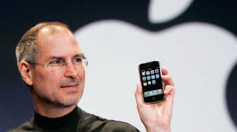 14 лет назад стартовали продажи первого iPhone 4 iphone