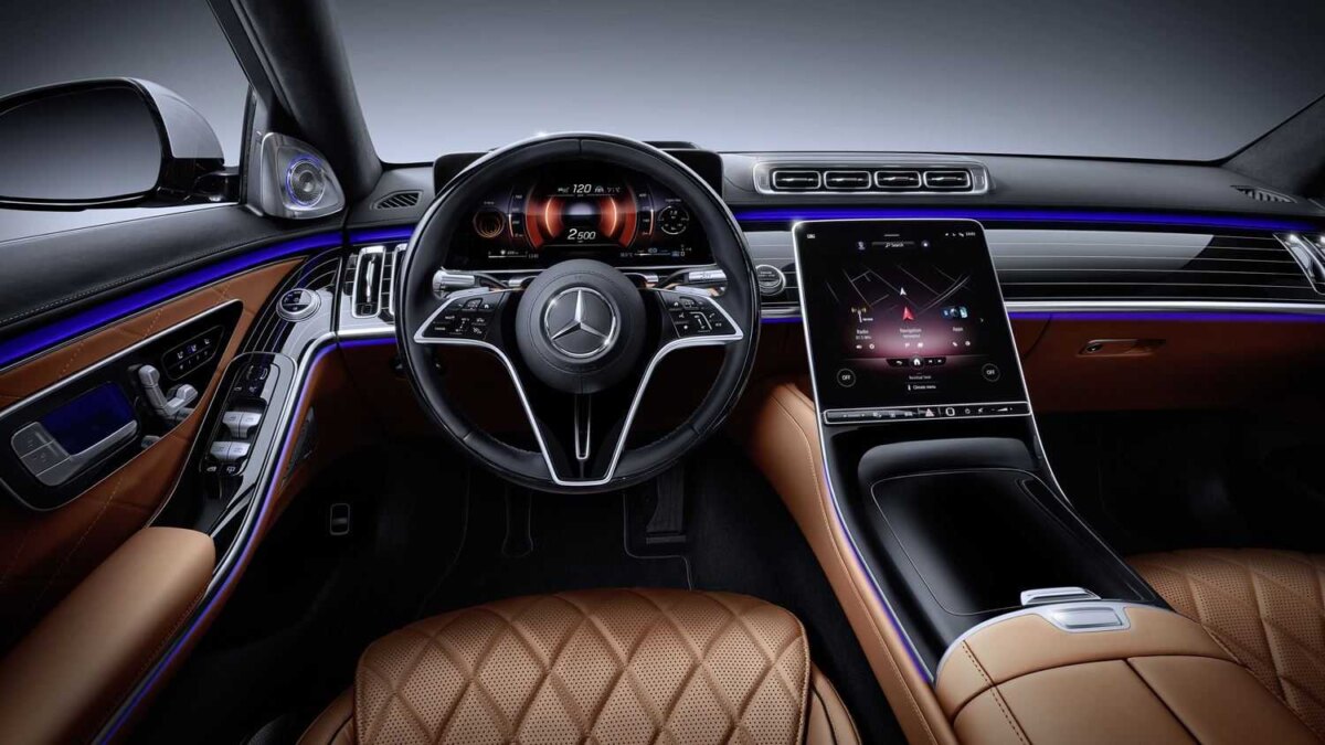 Mercedes-Benz интегрирует Apple Music с MBUX 2 mercedes s class17
