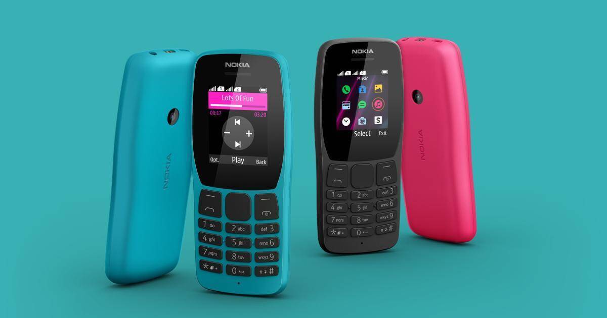 Два цветных кнопочных телефона Nokia 105 и 110 с экранами и клавиатурой