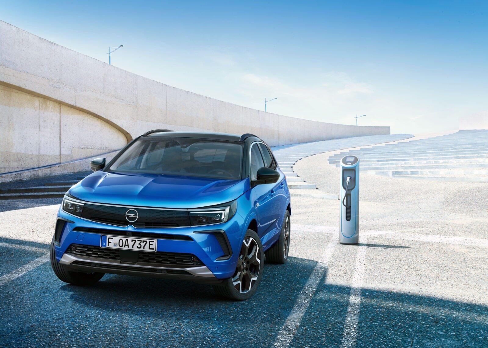 Opel сделала новый электромобиль Grandland — смелый дизайн и передовые технологии 17 novyj opel grandland 5