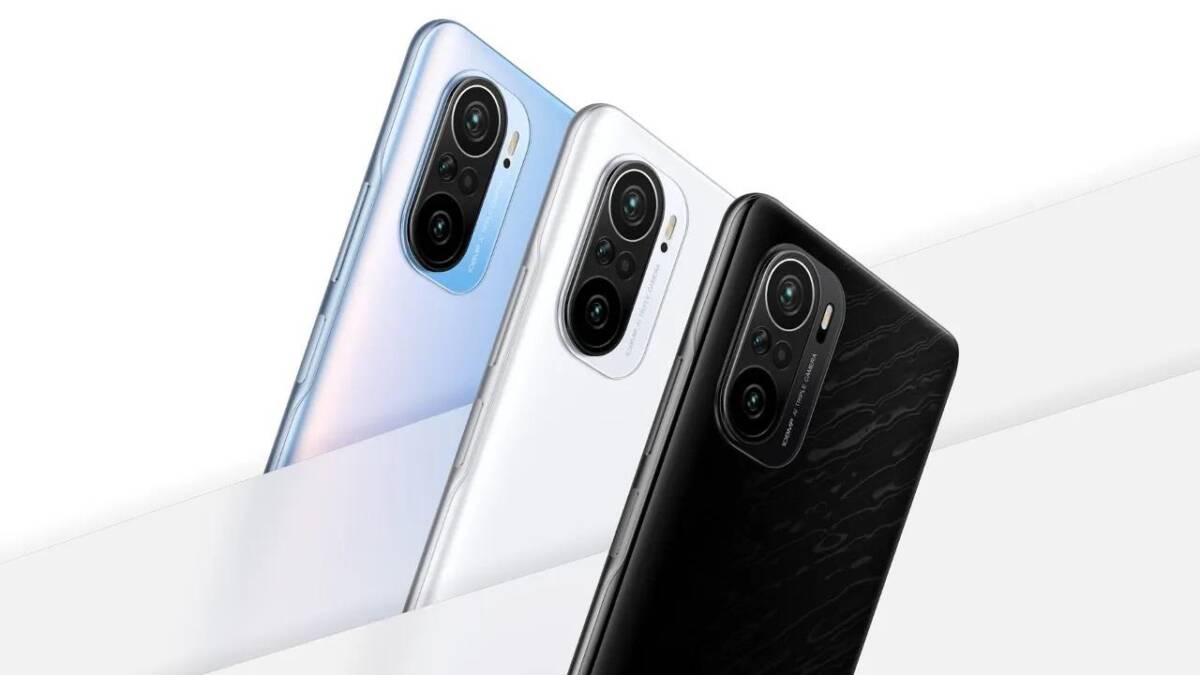 Три цвета Redmi K40G и K50 сзади находится модуль камеры