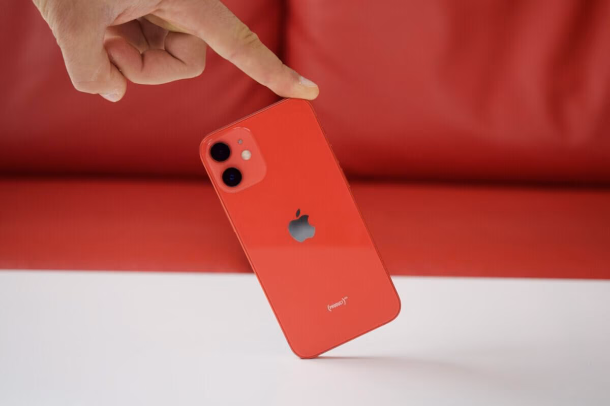 iPhone 13 mini