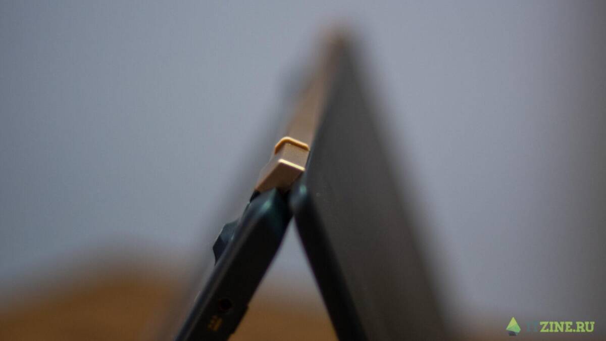 Обзор Acer Swift 5: идеальный ноутбук для работы из дома 25 Тонкий ноутбук Acer Swift 5 с углом обзора