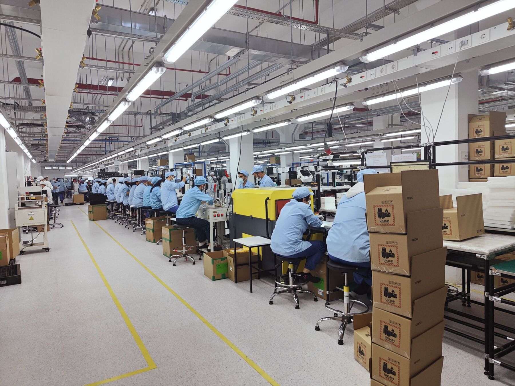OPPO запускает новый завод в Турции 10 factory inside4 scaled
