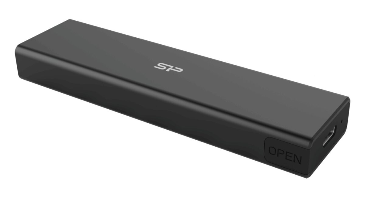 Корпус для SSD M.2 Silicon Power PD60 сбоку с разъемом USB-C