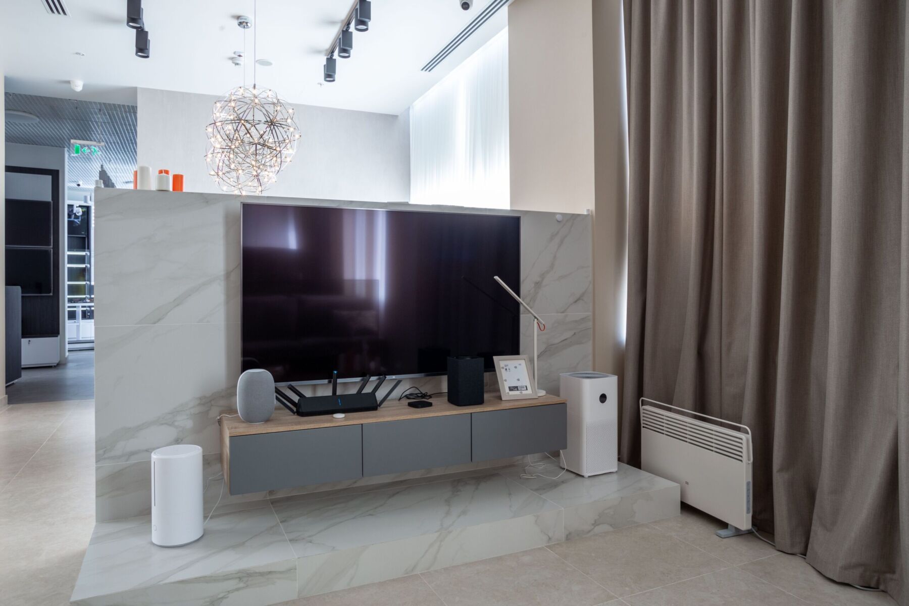 Xiaomi открыла в Москве пространство с умной техникой для дома 5 img 7973 hdr scaled
