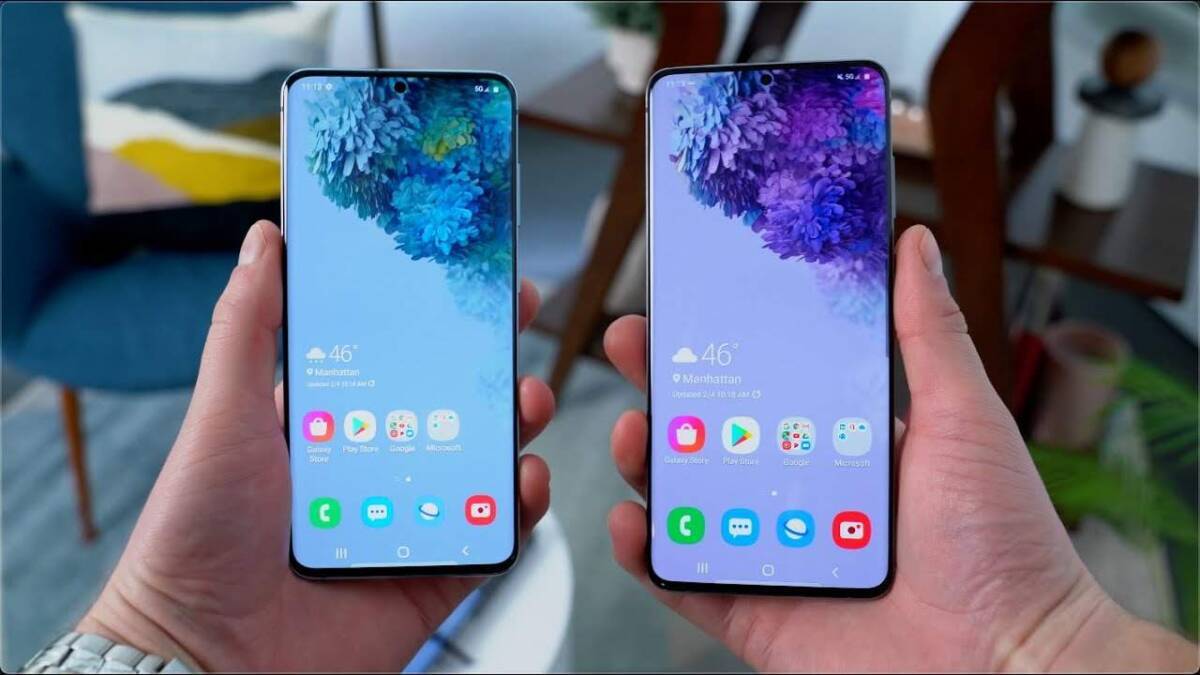 Два смартфона Samsung Galaxy S20 с яркими экранами