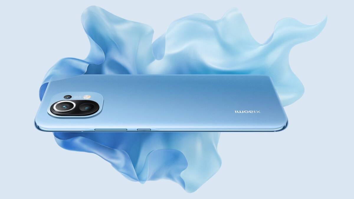 Задняя часть Xiaomi Mi 11 Lite NE с тройной камерой