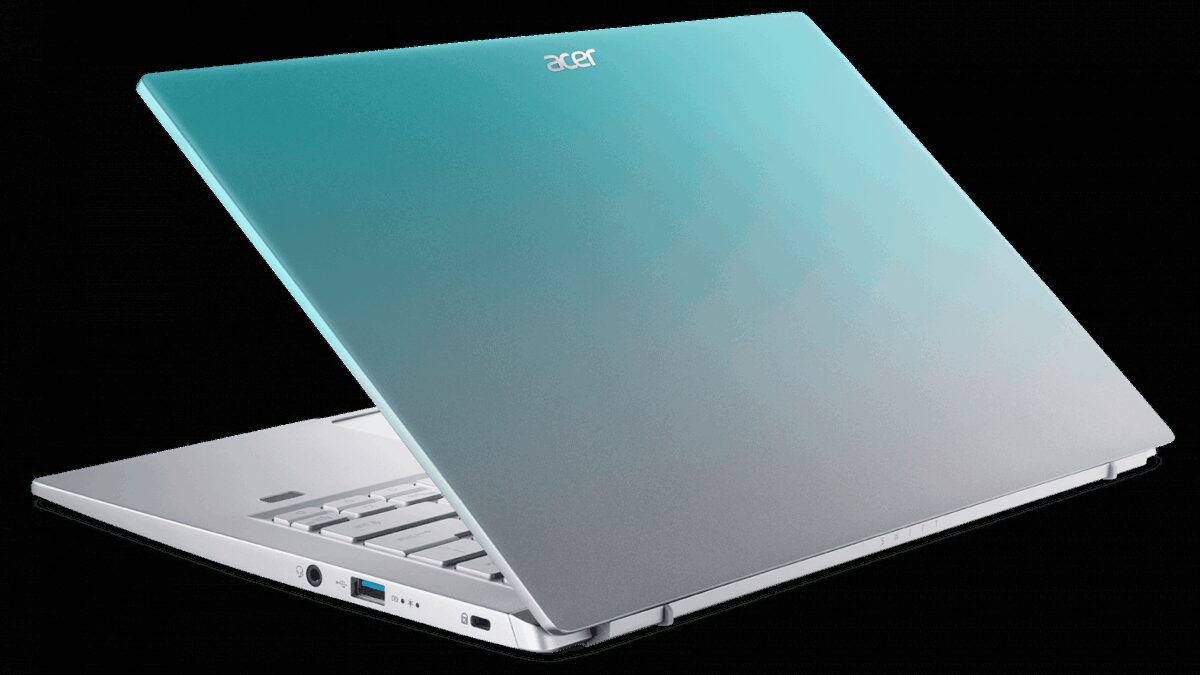 Открытый ультратонкий ноутбук Acer Swift с серебристым корпусом и светло-голубой крышкой вид сбоку