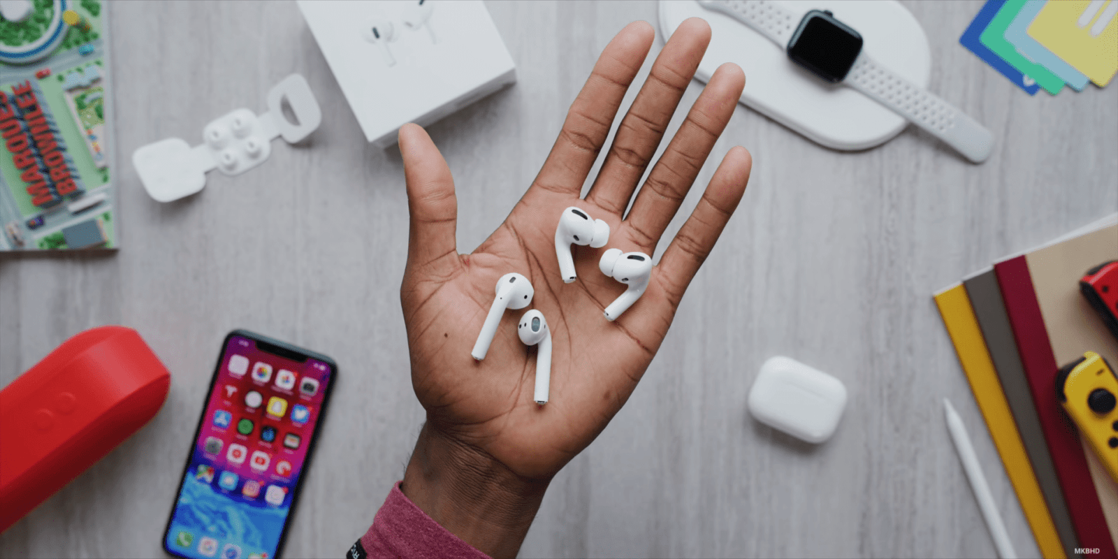 Подождите, а где новые AirPods на презентации Apple? 3 AirPods Pro Handson016
