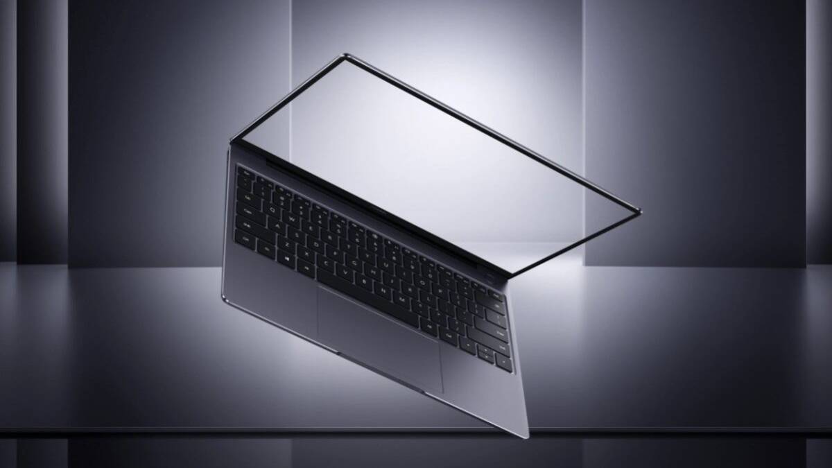 Лёгкий ноутбук Huawei MateBook в разрезе с открытым экраном