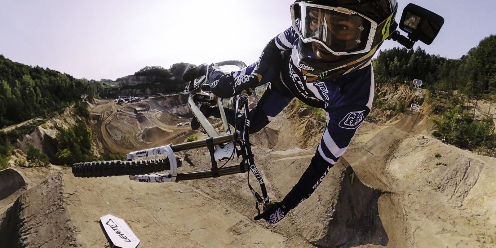 GoPro выпустила новое поколение экшн-камер HERO 10 6 SI10085 210707 AGC BrendanFairclough Hero9 PIU for G0195594 Edit copy