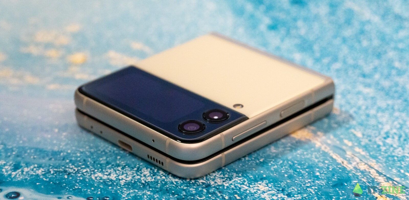 Обзор Samsung Galaxy Z Flip 3: складной смартфон для стильных 37 Samsung Galaxy Z Flip3 14