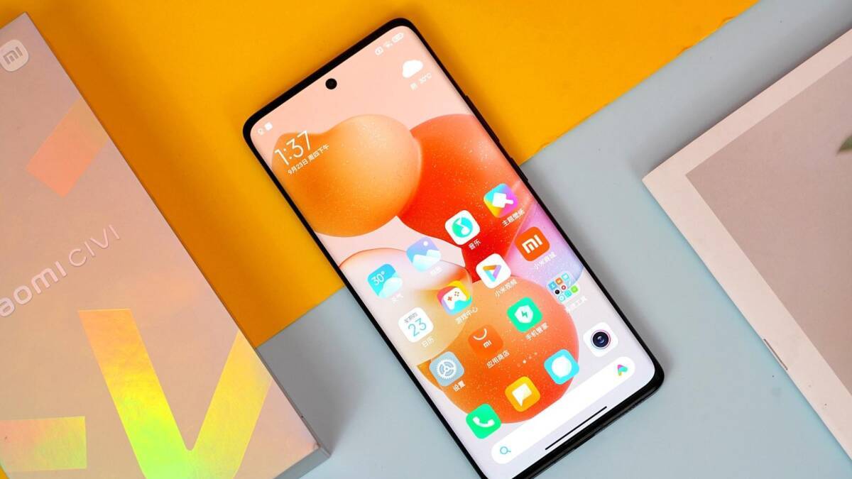 Смартфон Xiaomi CIVI с ярким дисплеем и интерфейсом