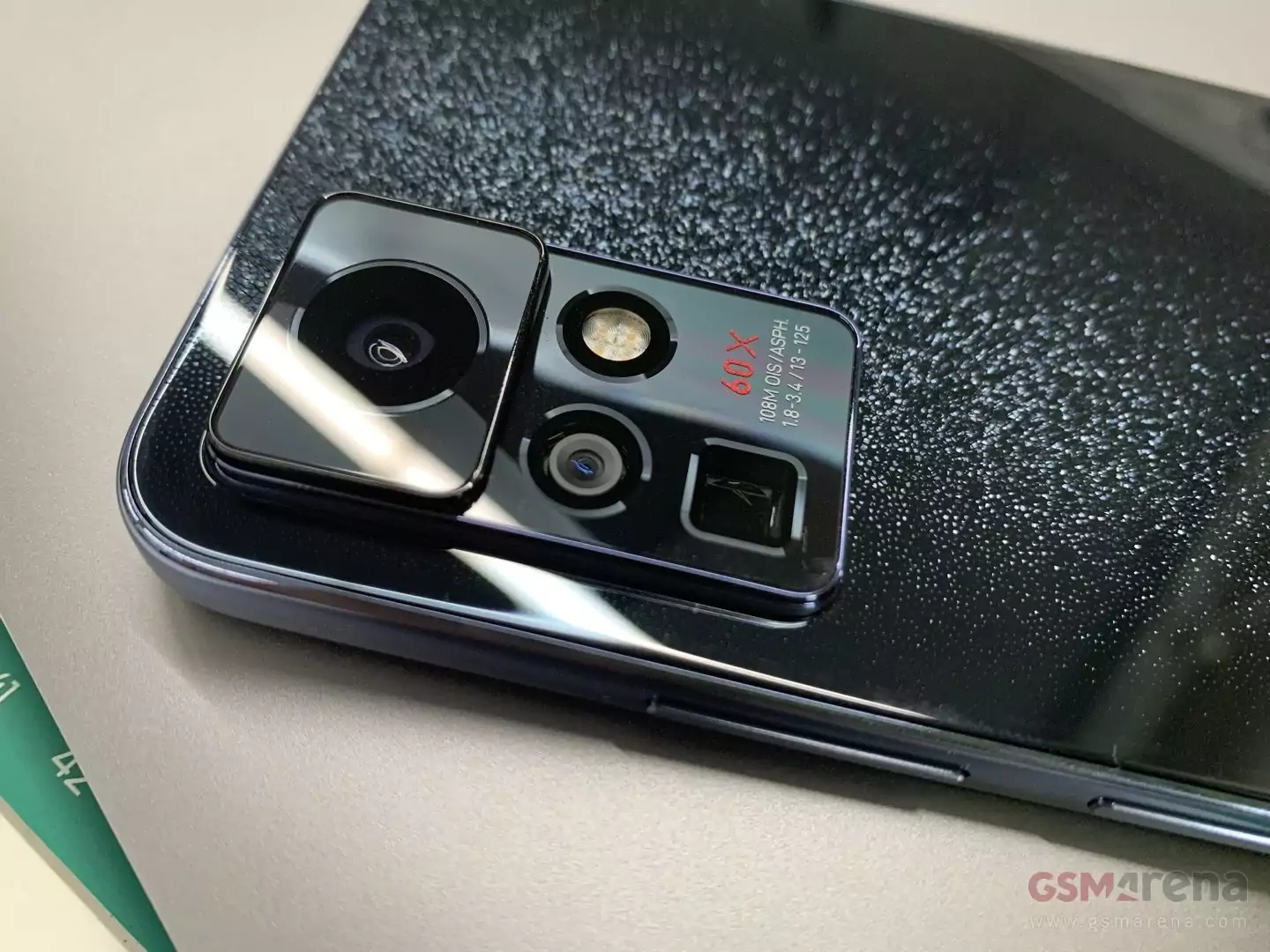 Камера на 108 Мп появится и у компании Infinix. Вот первые фотографии этого смартфона 5 Infinix