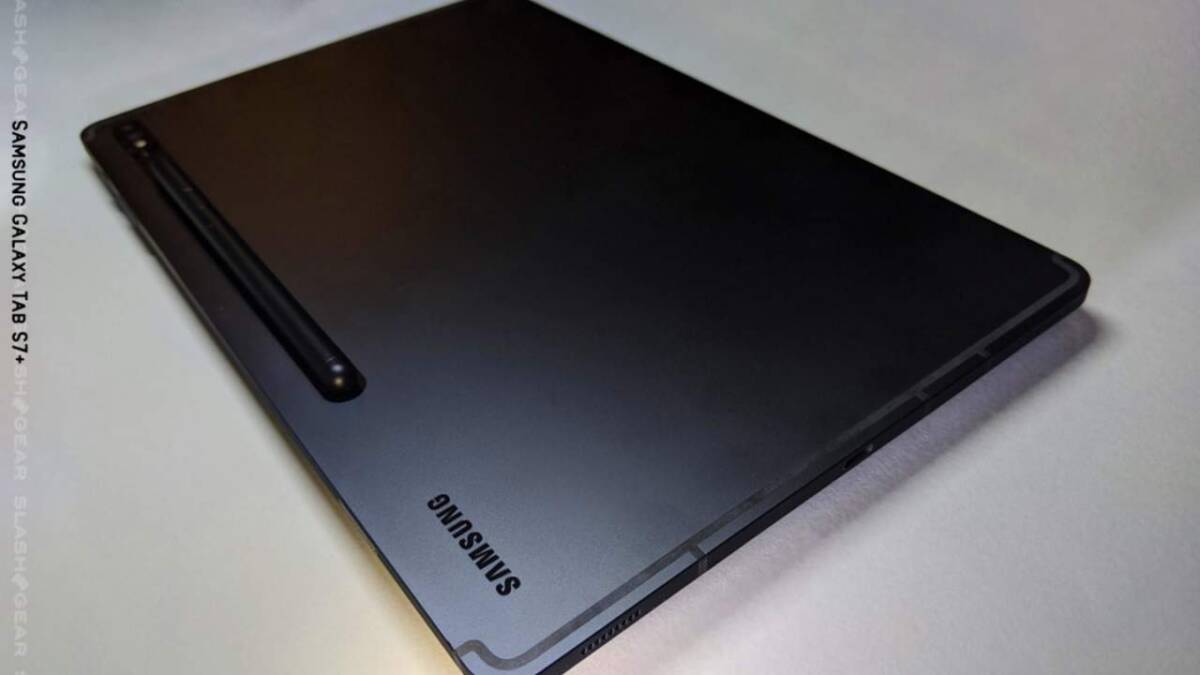 Планшет Samsung Galaxy Tab S8 Ultra с тыльной стороны