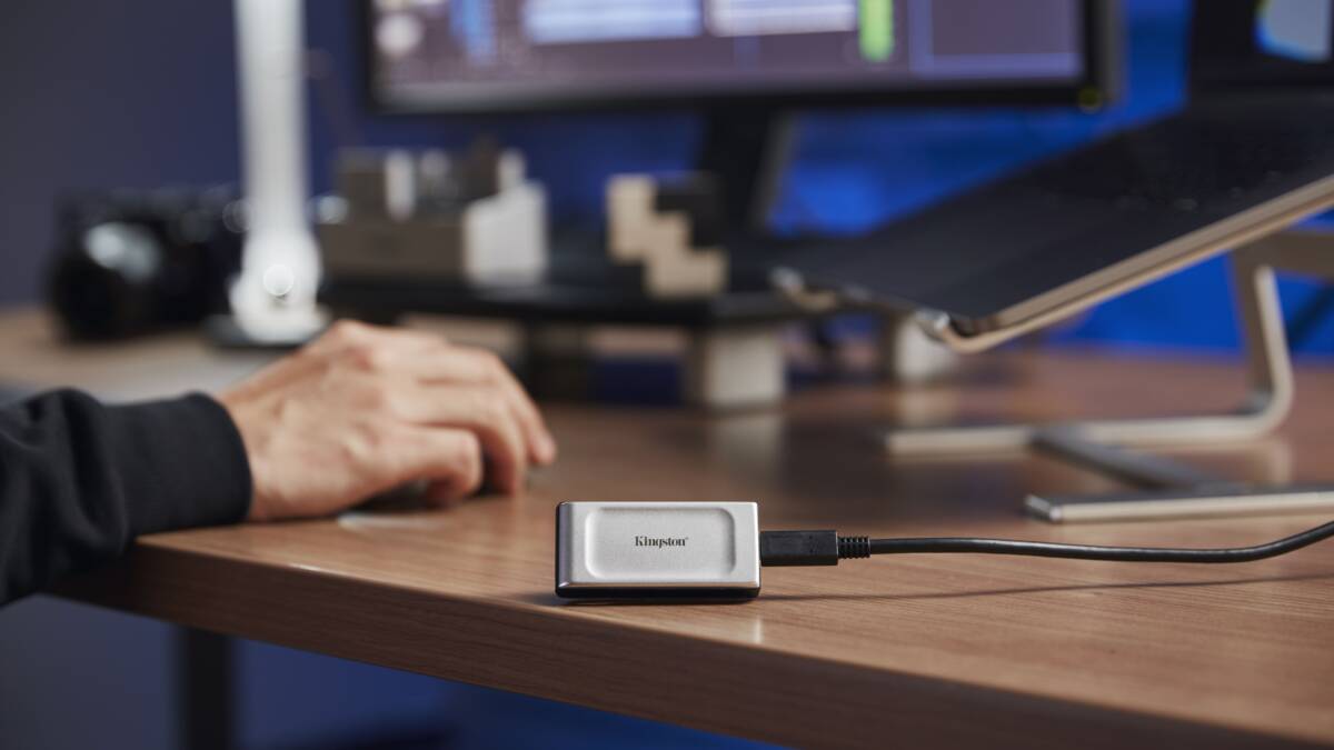 Kingston представила XS2000 — карманный SSD размером с флешку и объемом до 2 ТБ 7 Kingston представила XS2000 — карманный SSD размером с флешку и объемом до 2 ТБ