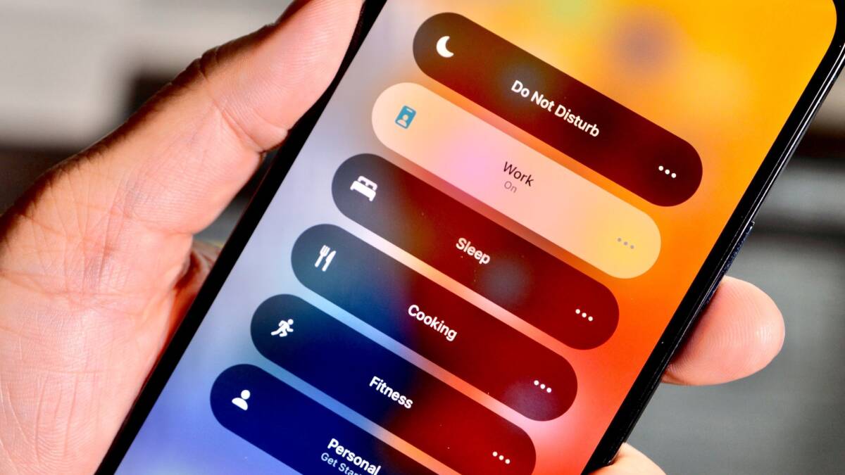 Обзор iOS 15: режим фокусировки, обновление Safari, новые эмоджи и многое другое