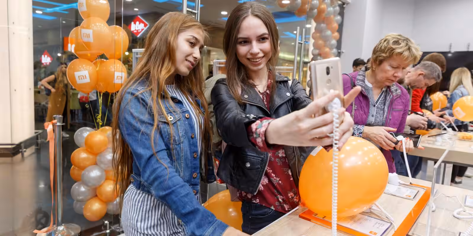 Фирменная розничная сеть Mi Store отмечает 5-летний юбилей в России 4 ALEX7858