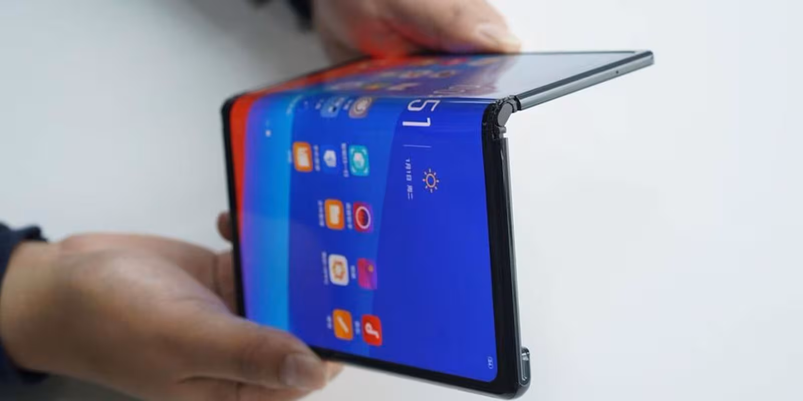 Складной смартфон OPPO выйдет уже в следующем месяце 2 складной смартфон