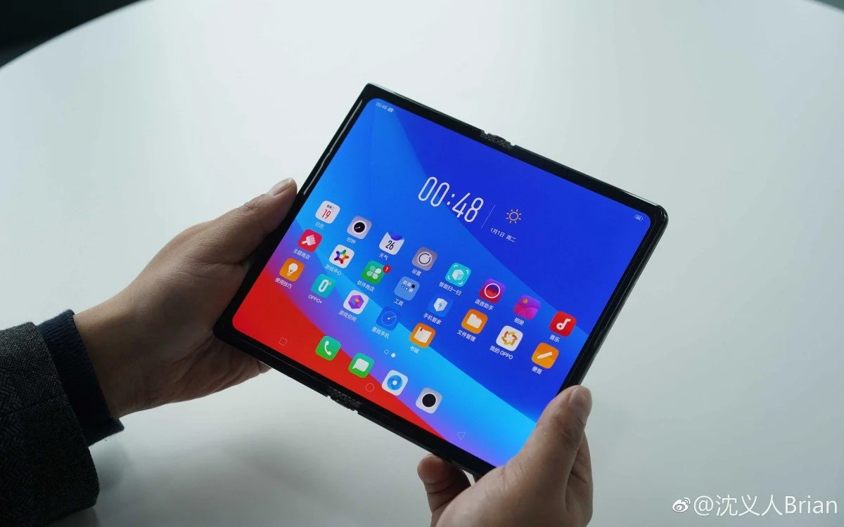 Складной смартфон OPPO выйдет уже в следующем месяце 3 Складной смартфон