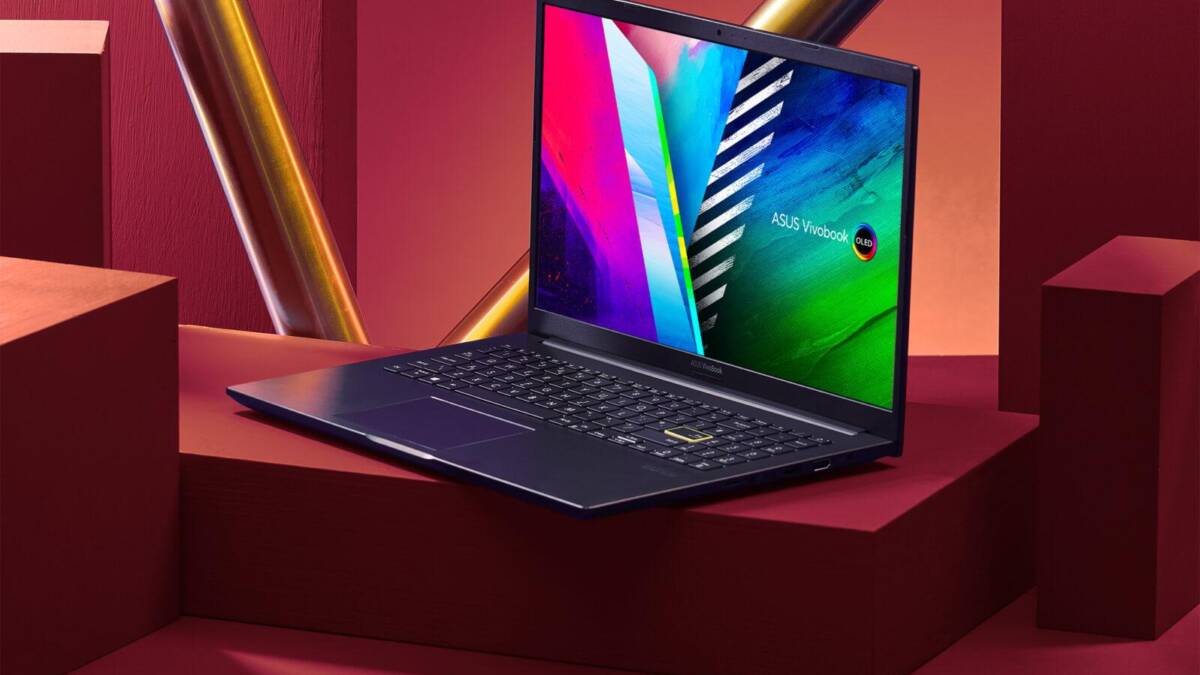 Ноутбук ASUS Vivobook 15 OLED с ярким экраном