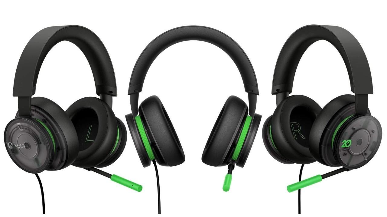 Microsoft выпускает полупрозрачный контроллер к 20-летию Xbox 5 e2aa5663 7fec 4ff1 a81e c250ee35c6d1