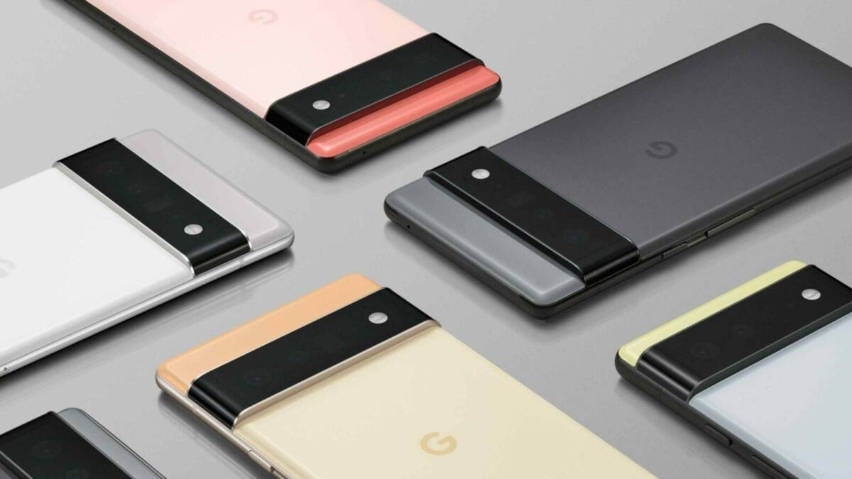 Смартфоны Google Pixel с тремя камерами на задней панели на мероприятии Pixel Fall Launch