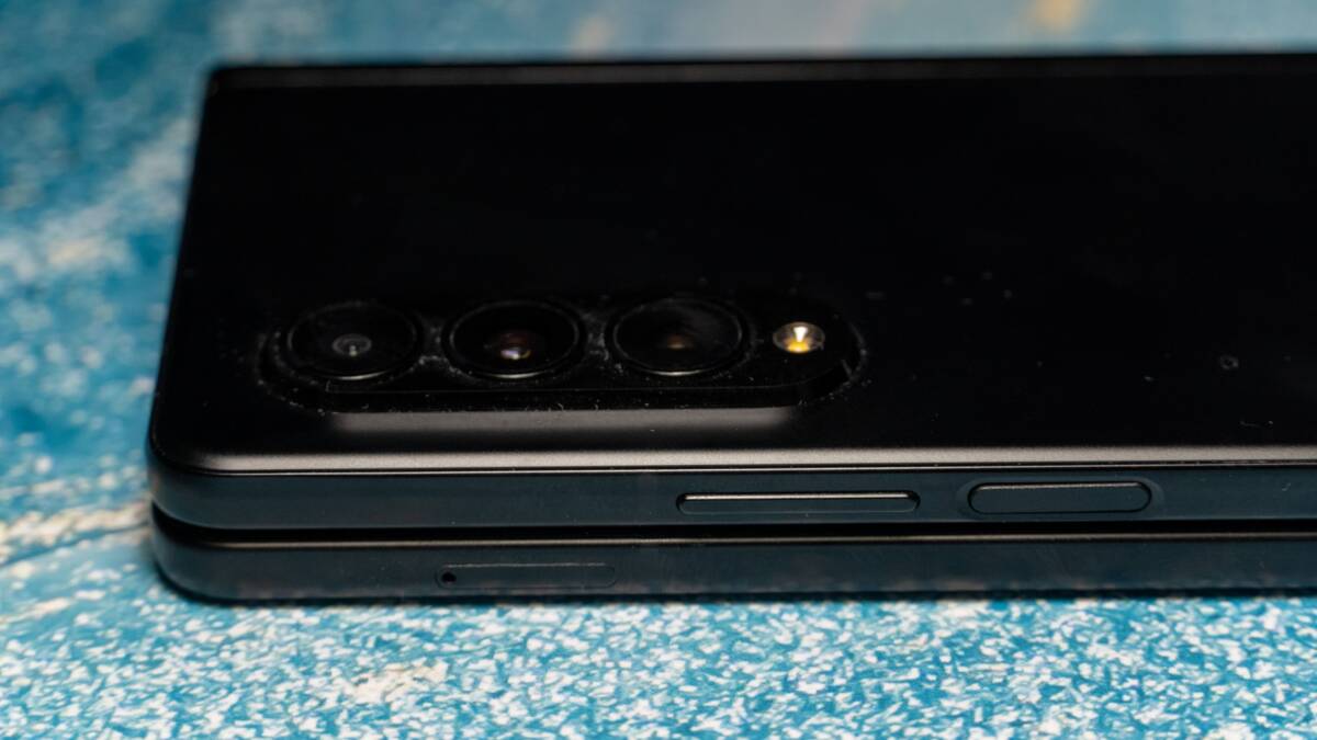Обзор Samsung Galaxy Z Fold3: складной флагман с защитой от воды